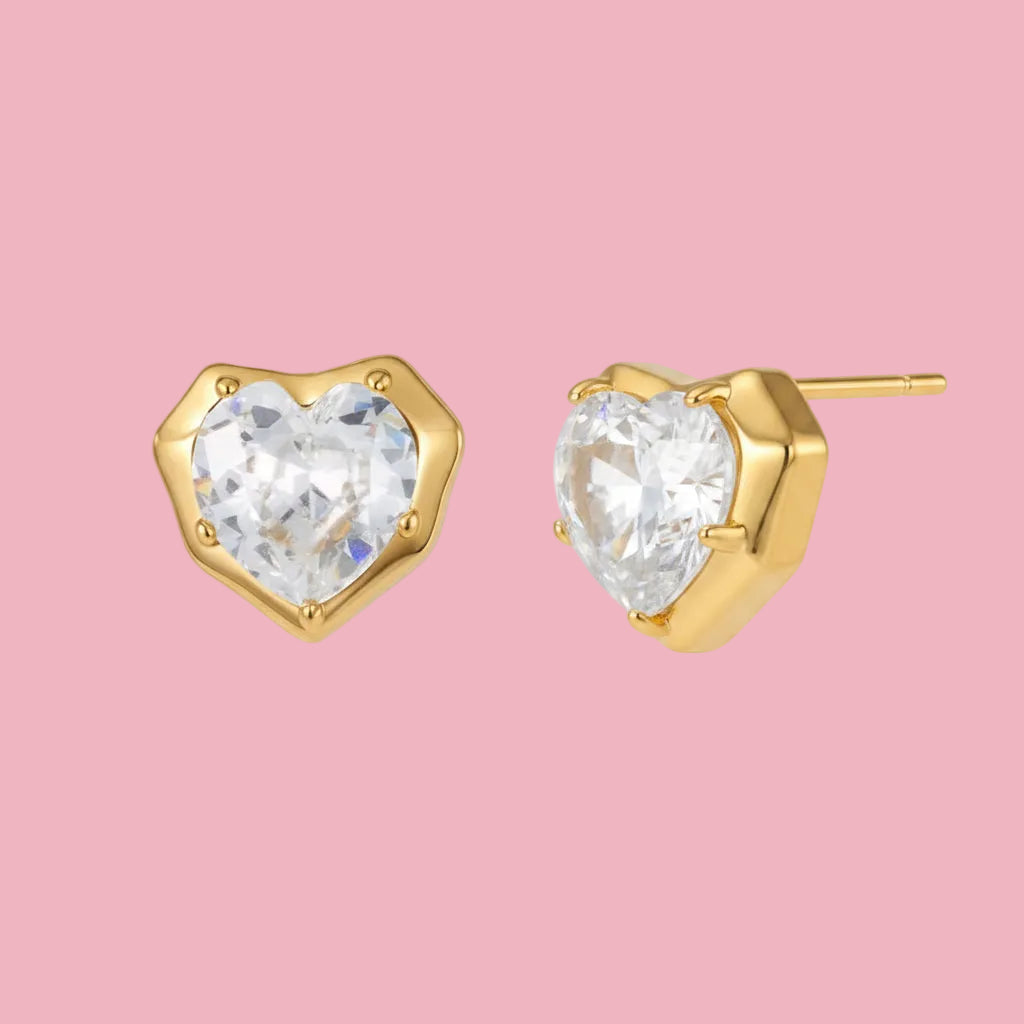 Studs Corazon Piedra