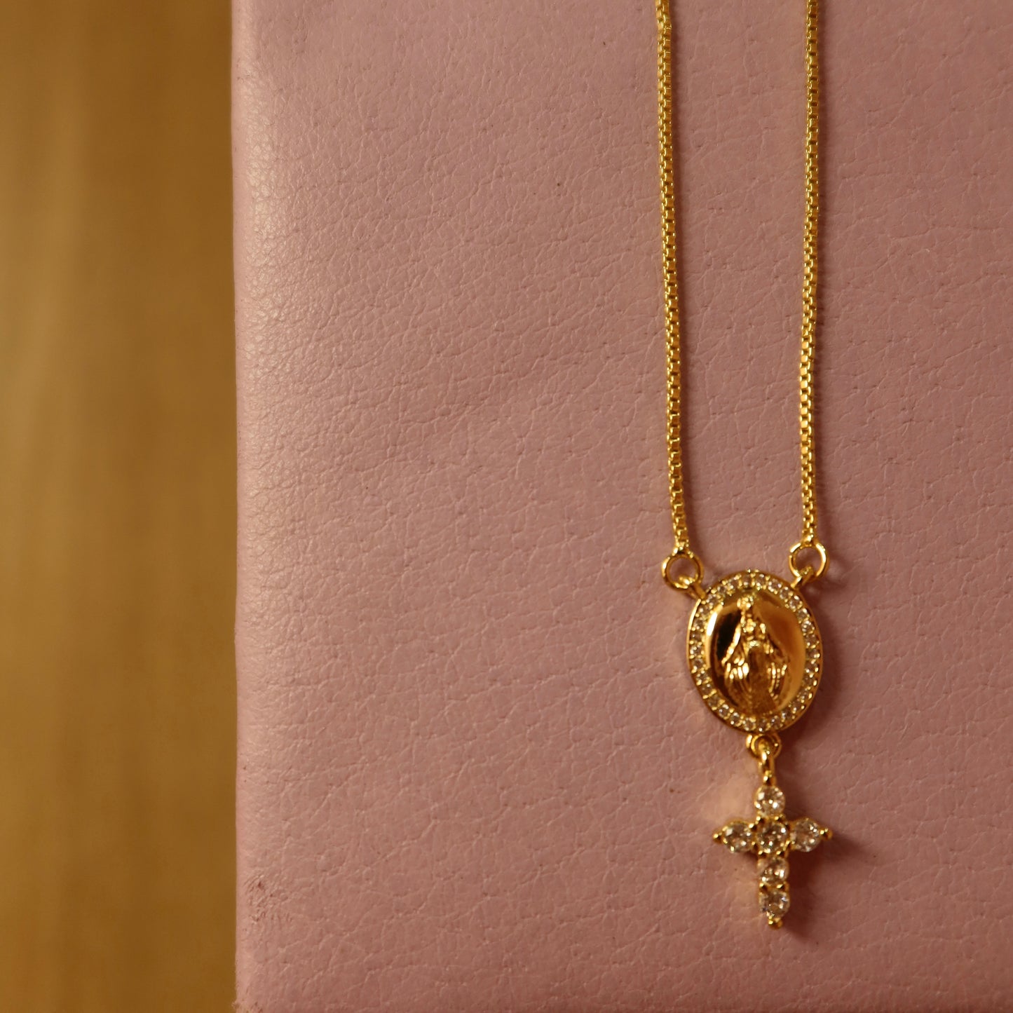 Cadena Virgen Maria Cruz Colgante