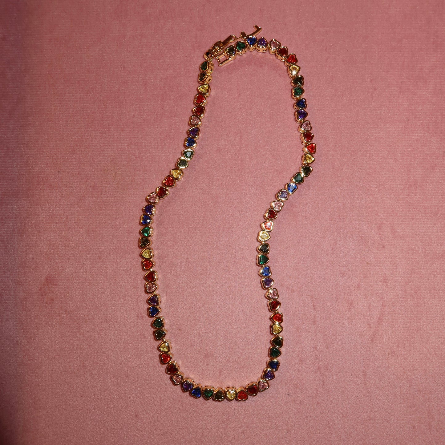 Collar “Rainbow Hearts”
