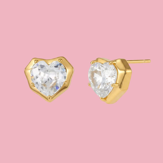 Studs Corazon Piedra