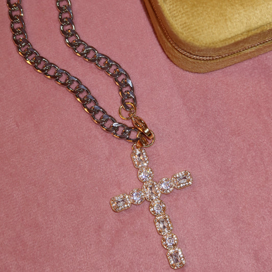 Cadena Cruz Bicolor Zirconia