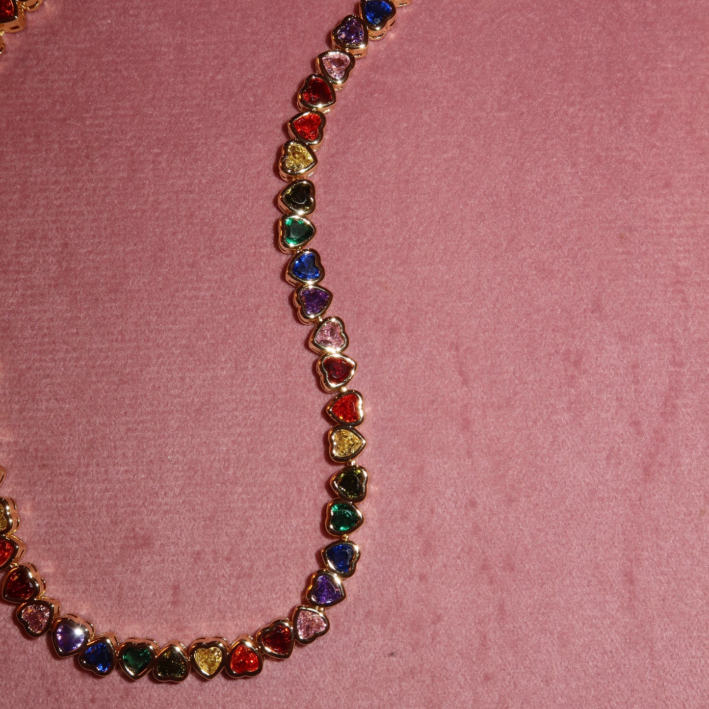 Collar “Rainbow Hearts”