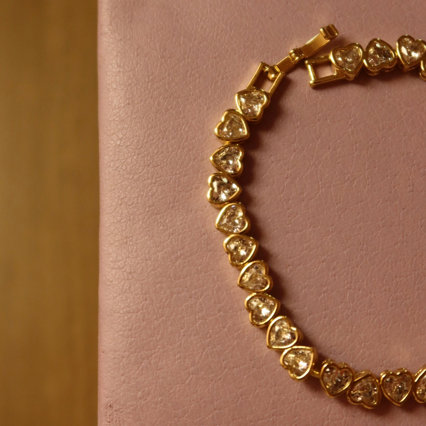 Brazalete Corazones