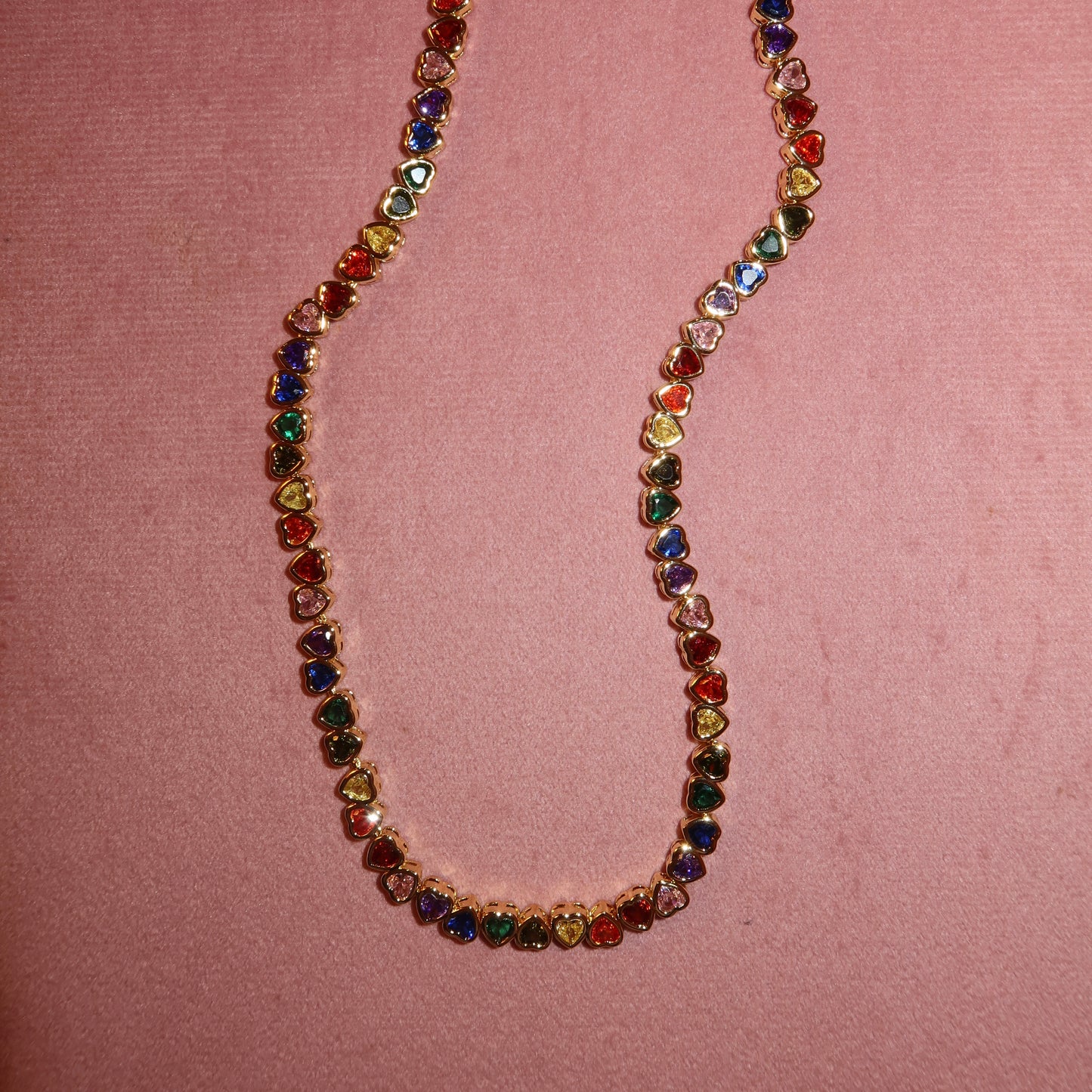 Collar “Rainbow Hearts”